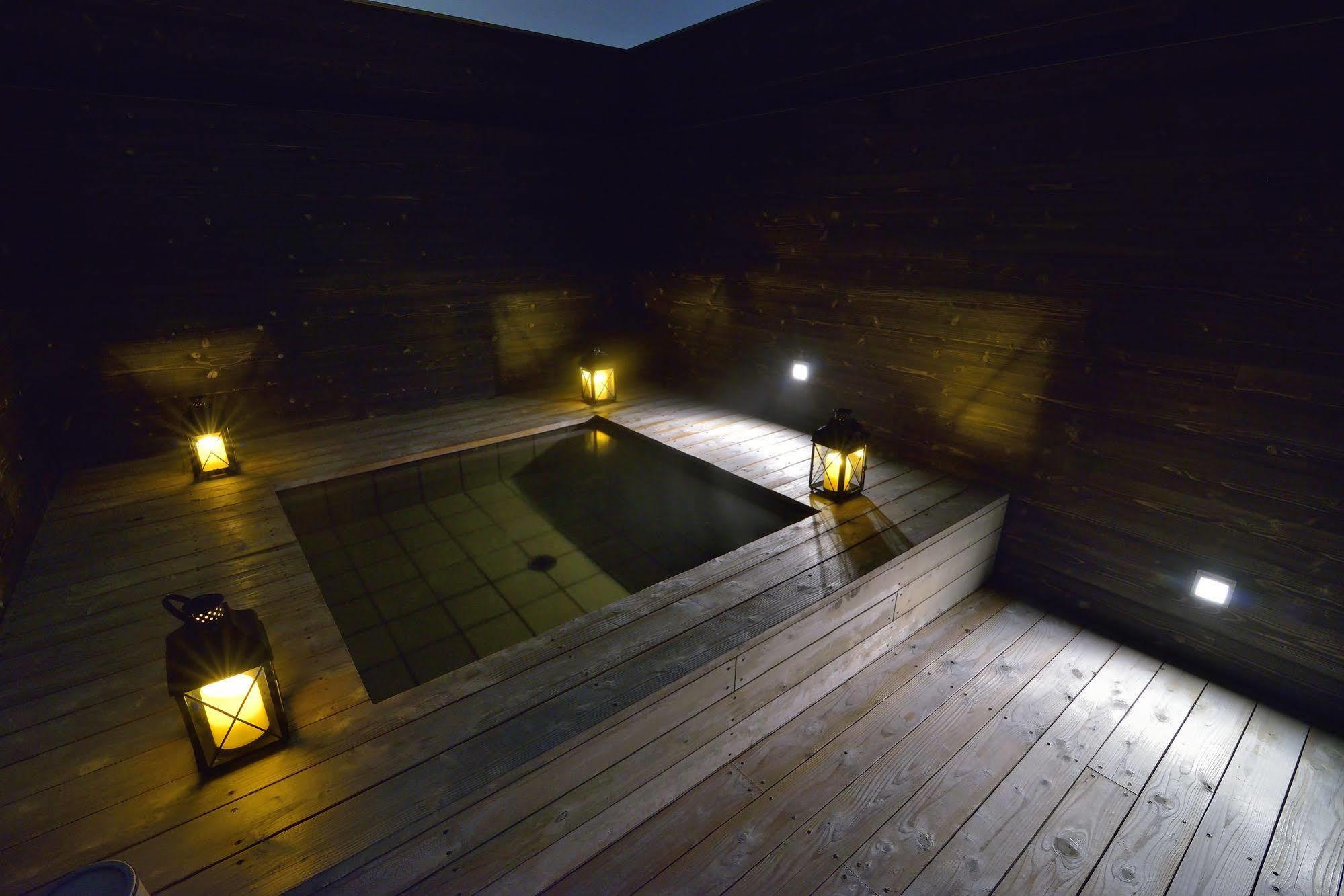 Aqua Ignis Ryokan Komono Exterior photo